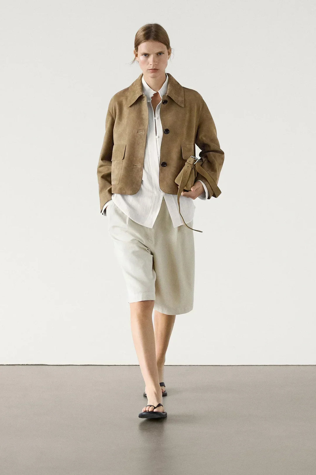 Laurel Veste Femme Courte en Suédine Beige Élégant, Style Minimaliste & Urbain, vue 6