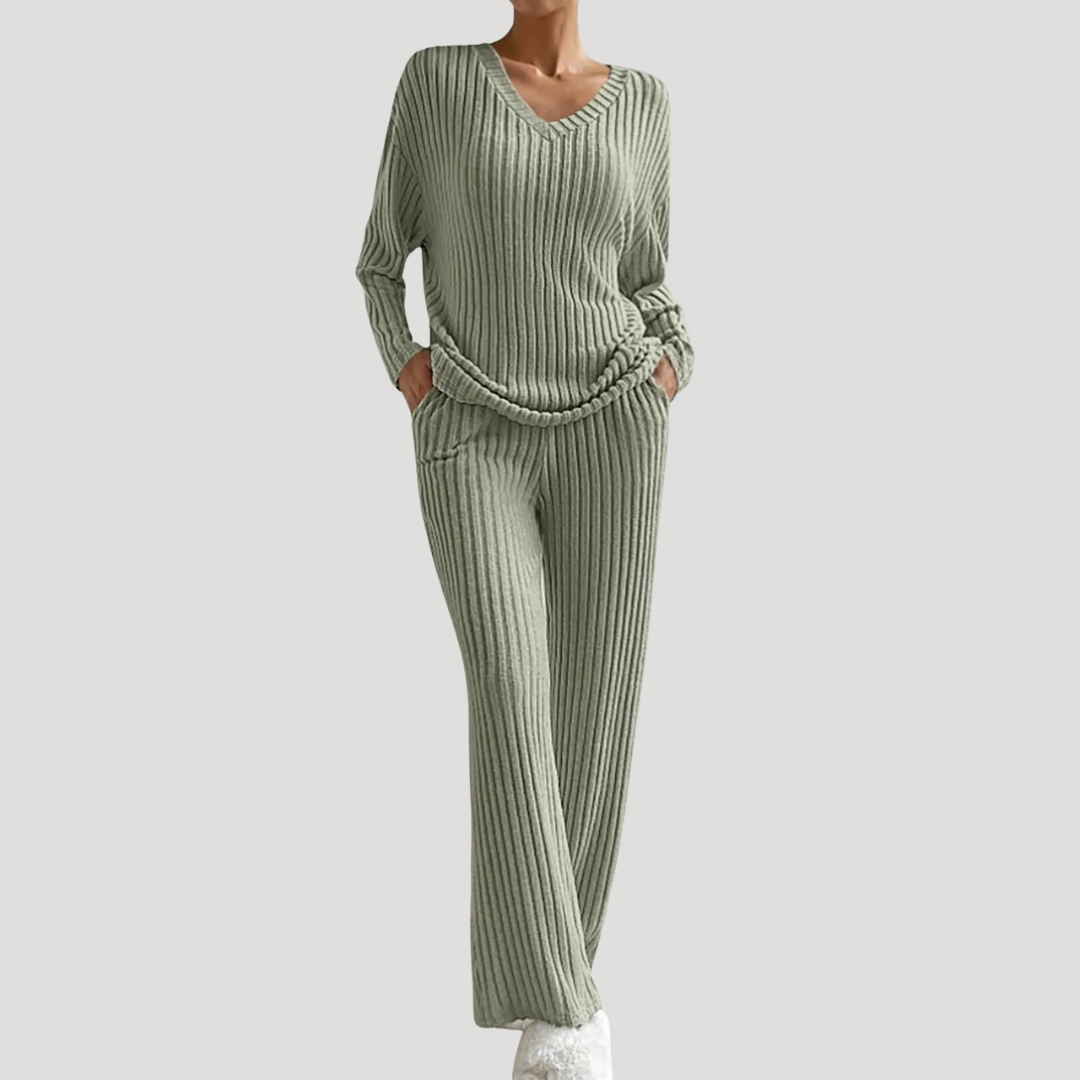 Ensemble Femme en Maille Col V et Pantalon Large