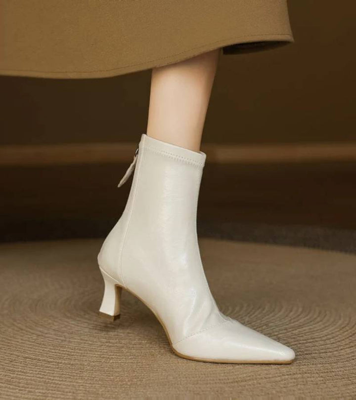 Bottines en cuir à talon élégant