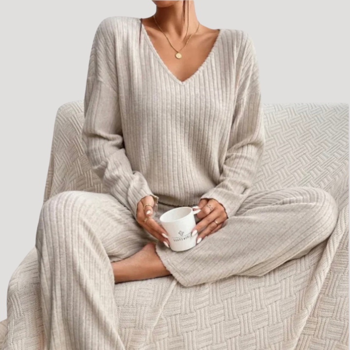 Ensemble Femme en Maille Col V et Pantalon Large