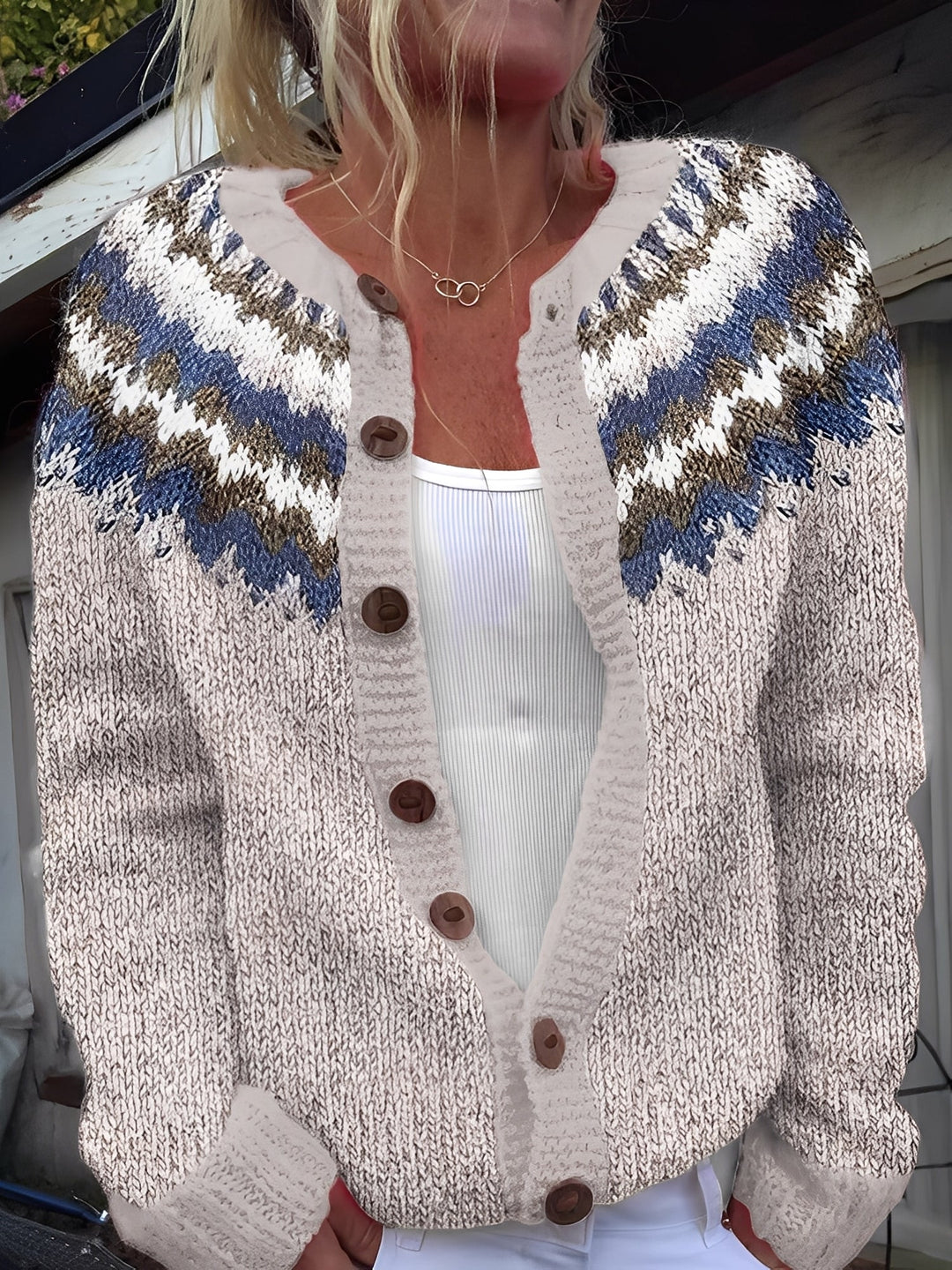 Ember Cardigan Femme à Boutons Maille Légère et Douce au Design Classique et Élégant