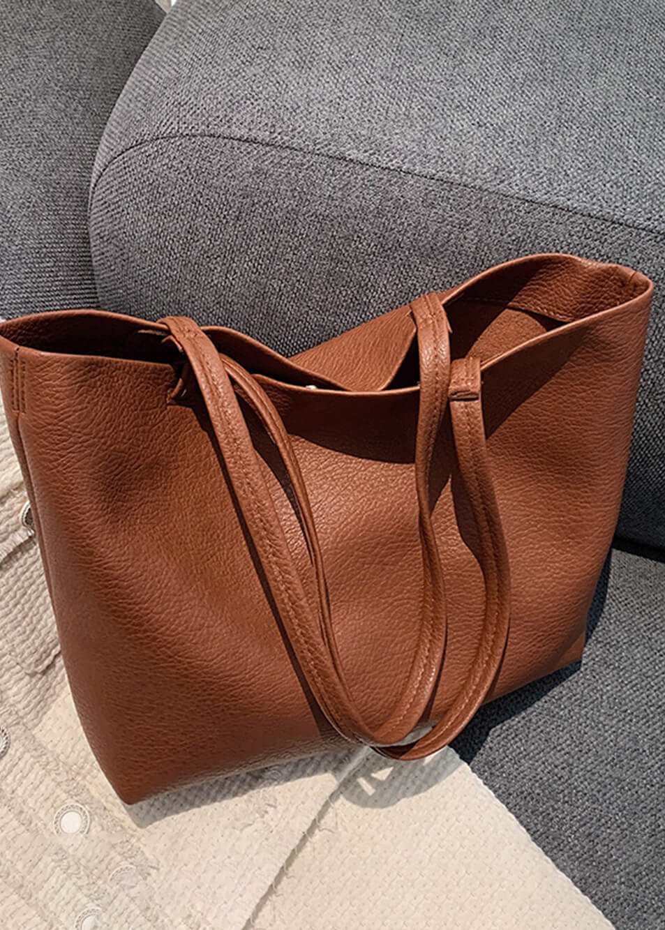 Reyna Sac Cabas Femme Design Minimaliste Spacieux en Simili-Cuir Durable, vue 14