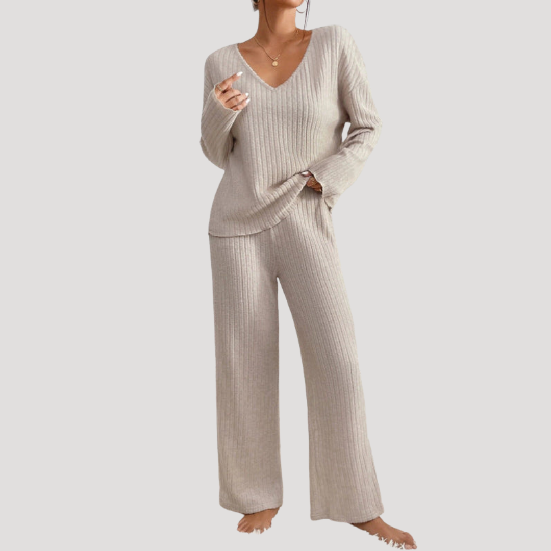 Ensemble Femme en Maille Col V et Pantalon Large