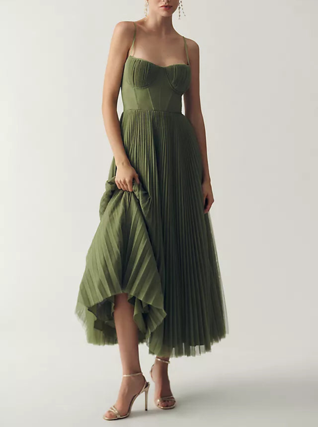 Robe en tulle drapée élégamment