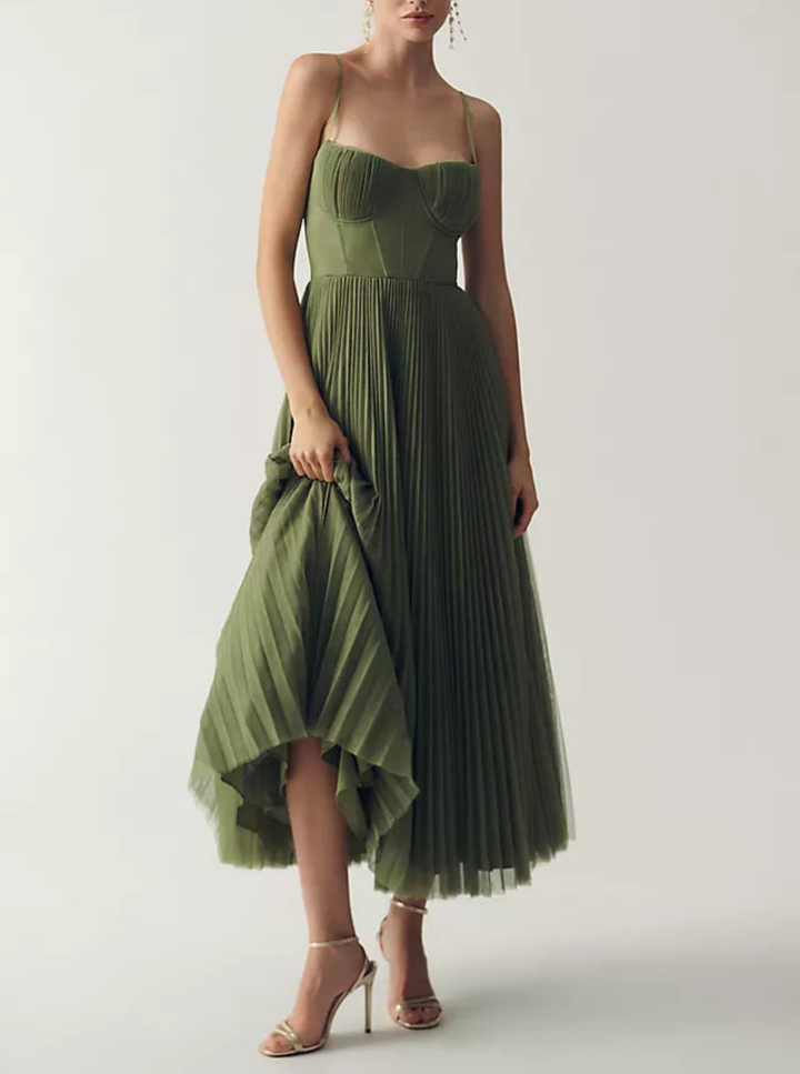 Robe en tulle drapée élégamment