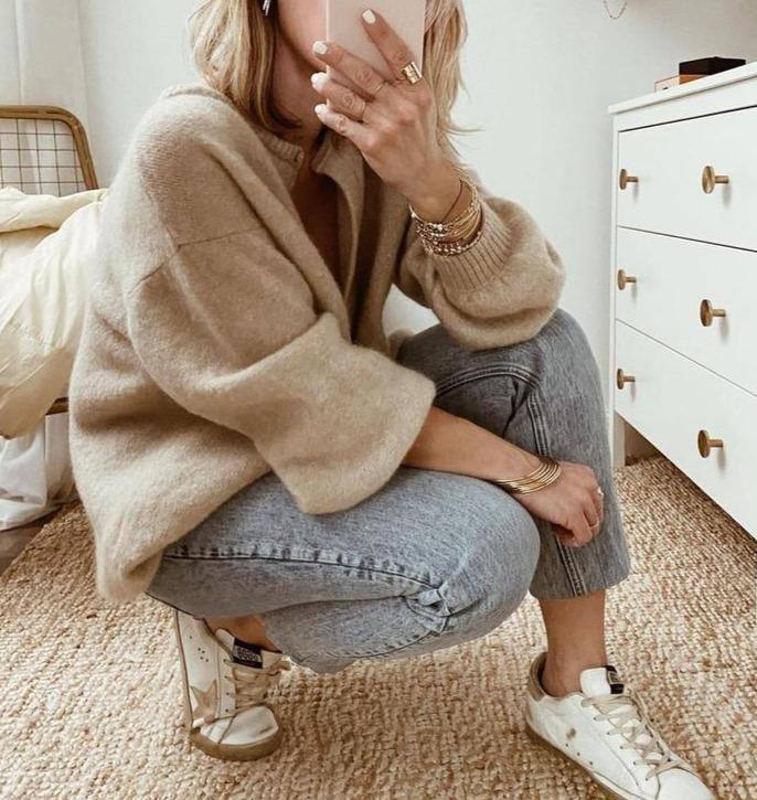 Lindy Cardigan Oversize Femme Gilet Doux avec Boutons & Coupe Décontractée Moderne, vue 3