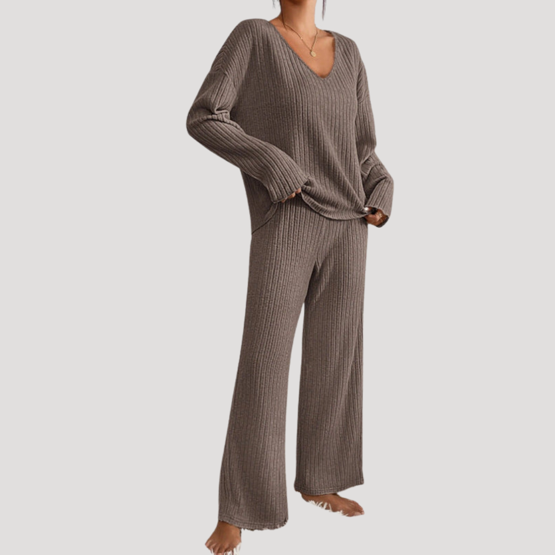 Ensemble Femme en Maille Col V et Pantalon Large