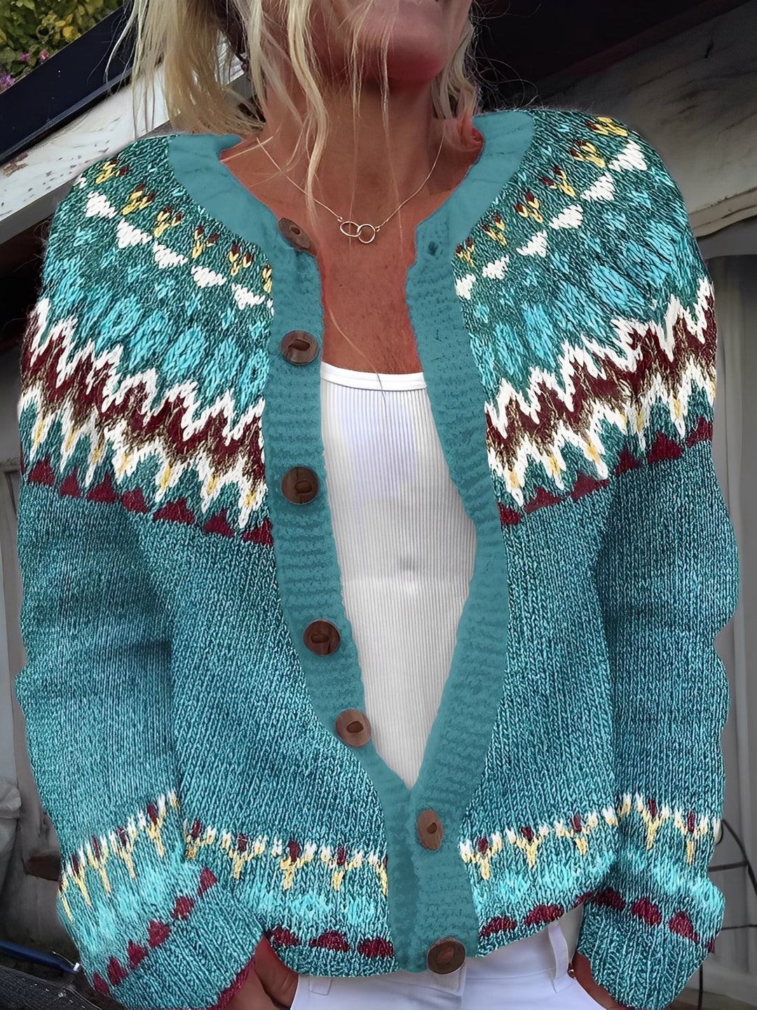 Ember Cardigan Femme à Boutons Maille Légère et Douce au Design Classique et Élégant, vue 2