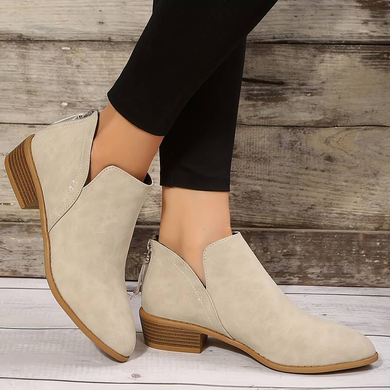 Bottines Femme Josephine Bottes Élégantes à Bout Pointu avec Détail Ajouré & Semelle Antidérapante, vue 2