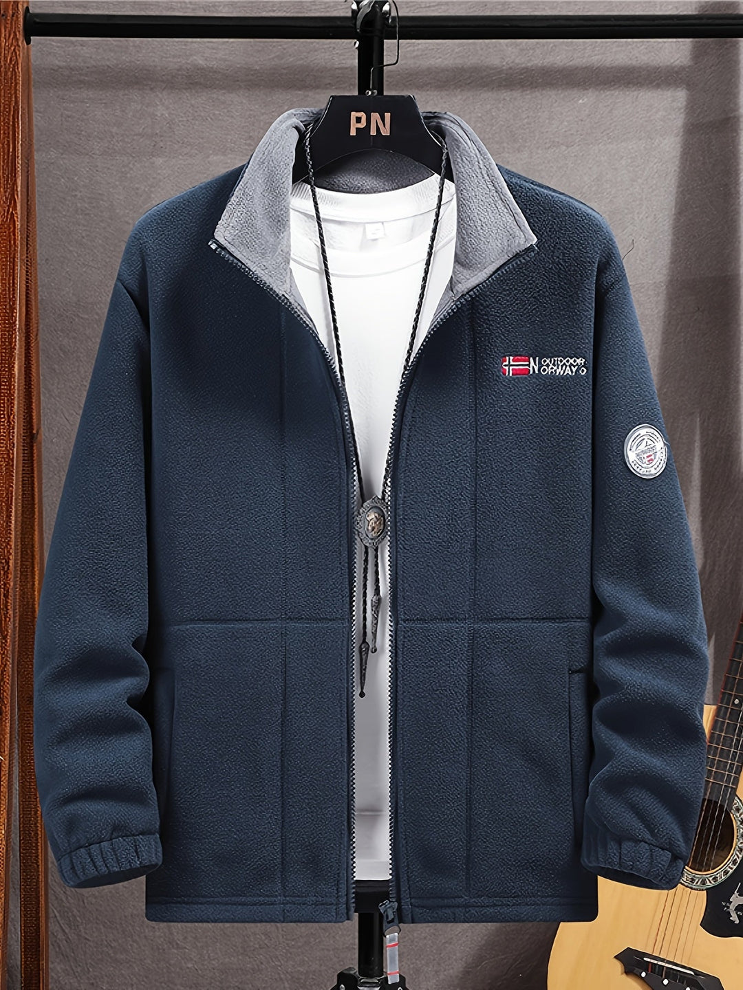 Julius Veste Polaire Outdoor Homme Douce, Chaude & Légère avec Col Protecteur, vue 3