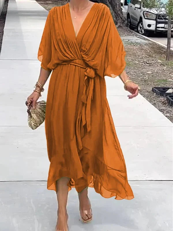 Aonnana | Robe verte en mousseline de soie avec décolleté en V