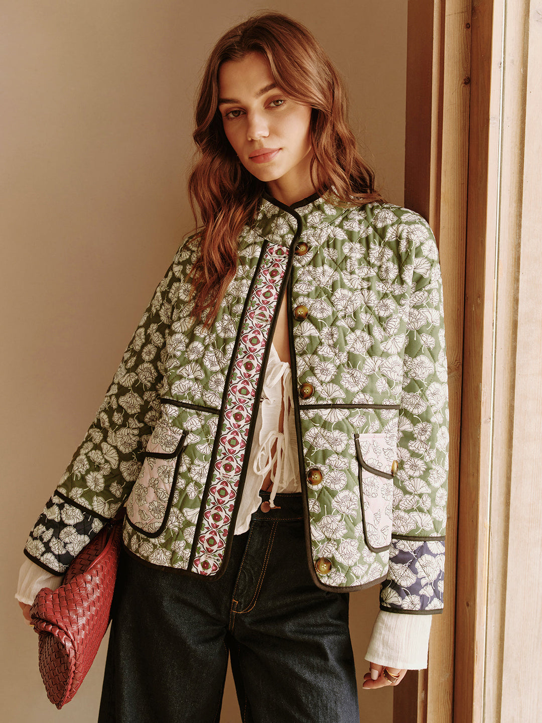 Lennox Veste Matelassée Fleurie Multicolore, Bohème et Traditionnel pour un Style Unique, vue 3