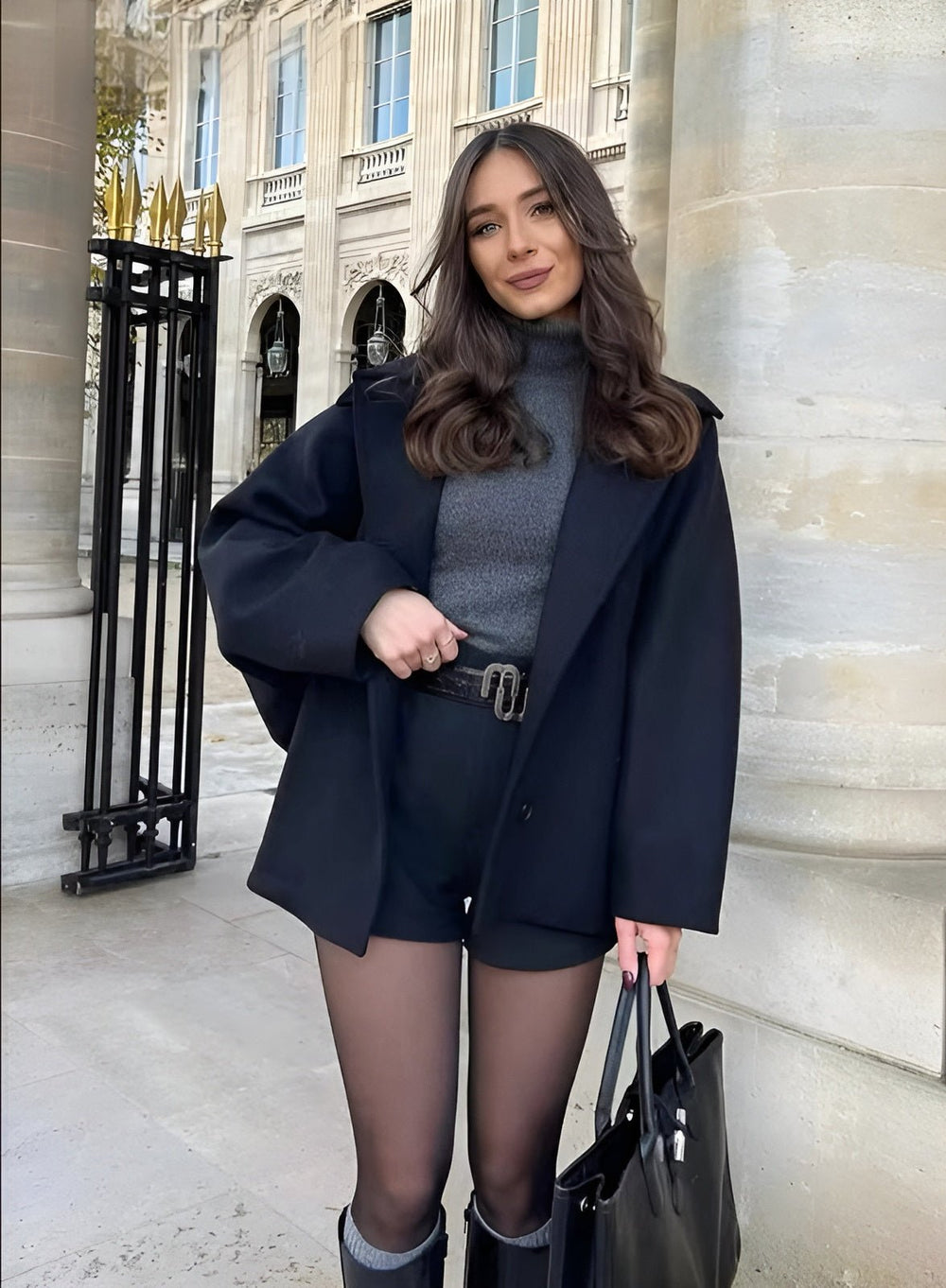 Aitana Manteau Femme en Laine Mélangée Design Minimaliste Oversize avec Larges Revers & Coupe Relaxée, vue 2