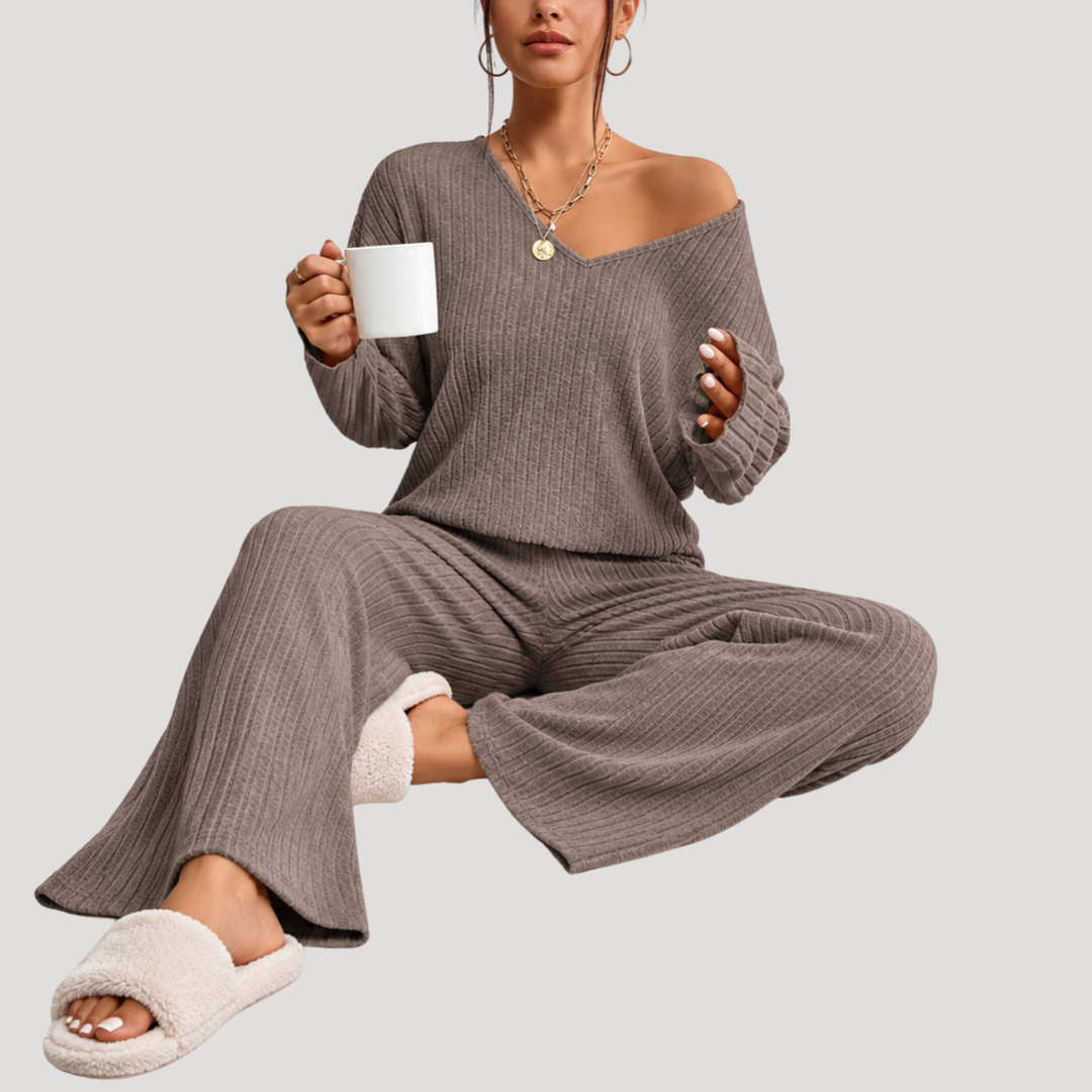 Ensemble Femme en Maille Col V et Pantalon Large