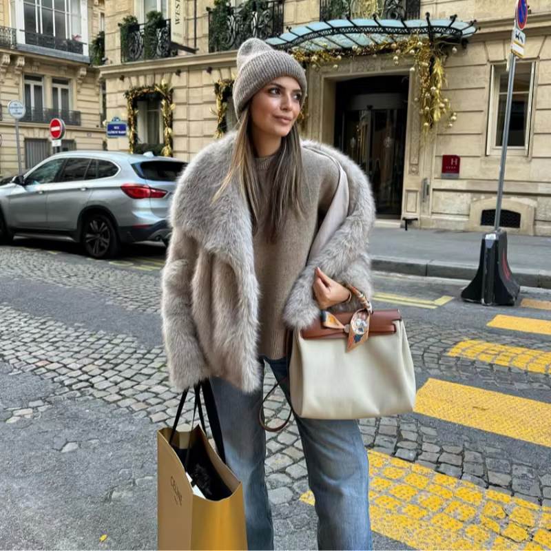 Liliana Manteau Femme Faux Fur Coat Ultra-Doux au Style Élégant pour l’Hiver, vue 5