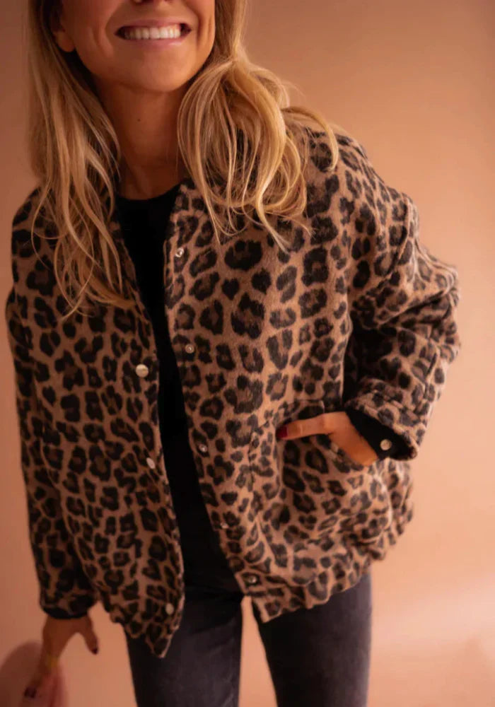 Valeria Veste Femme Veste Léopard Élégante à Imprimé Animal & Coupe Confortable