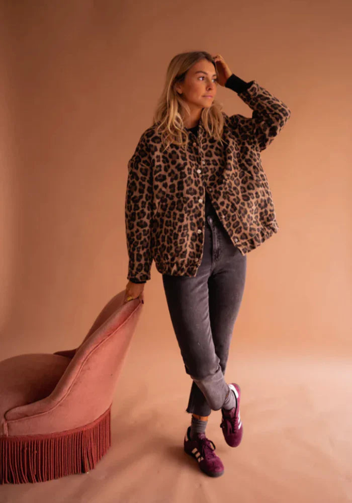 Valeria Veste Femme Veste Léopard Élégante à Imprimé Animal & Coupe Confortable, vue 5