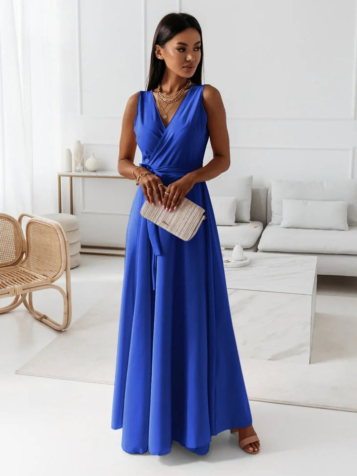 Siirala | Robe longue simple pour femme avec décolleté en V