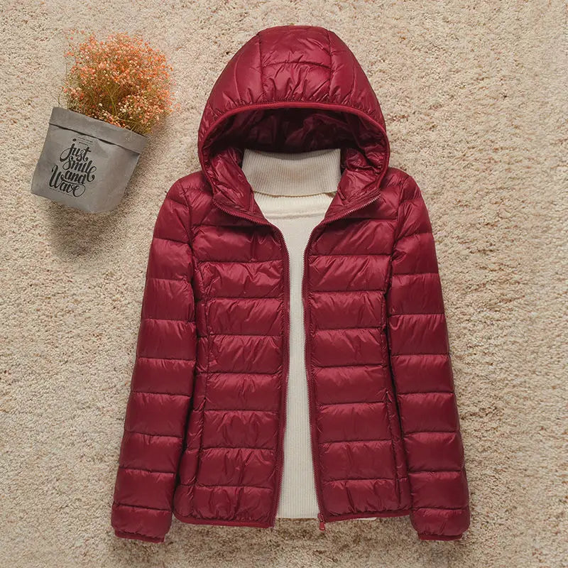 Daphne Veste Mi-Saison Femme Doudoune Légère avec Capuche Élégante & Coupe Slim, vue 21