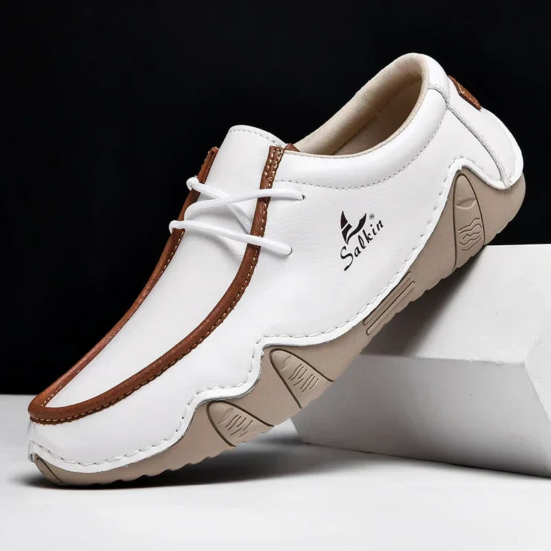 CHAUSSURES ORTHOPÉDIQUES EN CUIR À AJUSTEMENT PRÉCIS