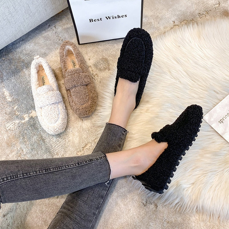 Roaraxa | Pantoufles Douces pour Femmes