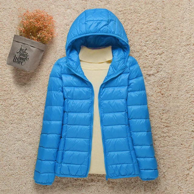 Daphne Veste Mi-Saison Femme Doudoune Légère avec Capuche Élégante & Coupe Slim, vue 5