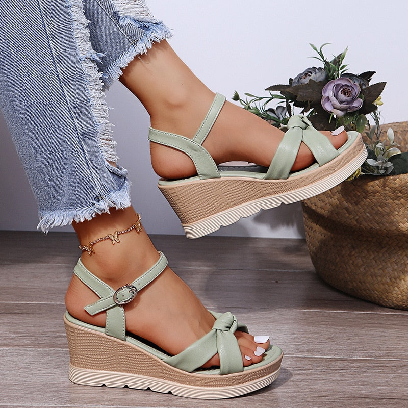 Matilda Sandales Compensées Femme Élégantes Sandales à Brides Croisées & Talon Confortable, vue 6