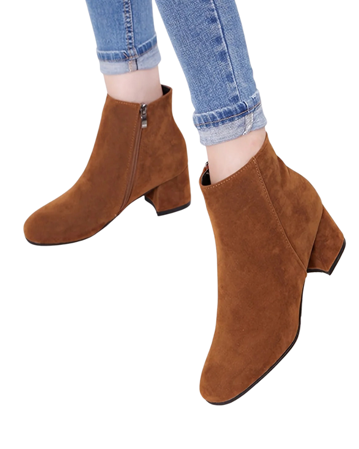 Emmery Bottines Femme en Suédine Talon Bloc Confortable & Style Intemporel