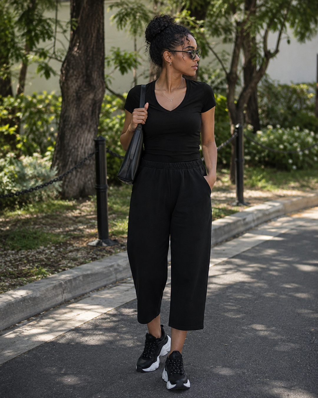 Mabel Pantalon 7/8 Femme Coupe Droite, Taille Élastique & 2 Poches