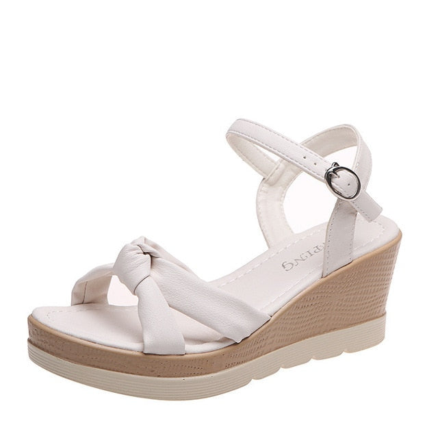 Matilda Sandales Compensées Femme Élégantes Sandales à Brides Croisées & Talon Confortable, vue 7