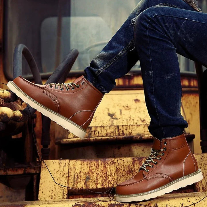 Sandro Bottes d’Hiver en Cuir pour Homme Bottes Hautes Rétro à Lacets avec Coupe, vue 3