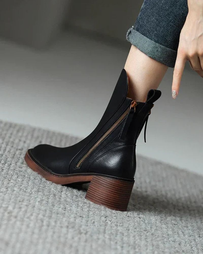 Bottines femme en cuir à talon carré