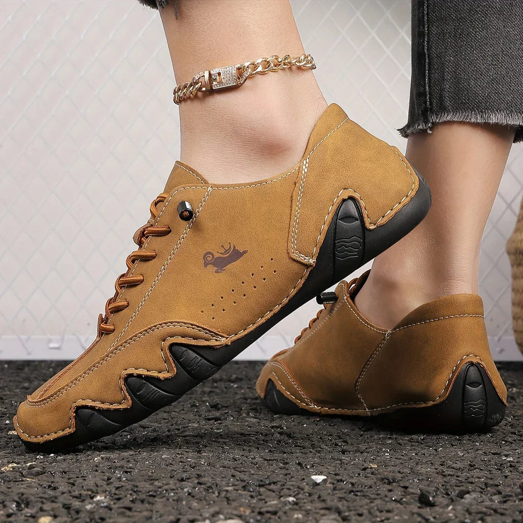 Rome Chaussures Décontractées à Lacets pour Homme Design bas avec semelle texturée et surpiqûres contrastées