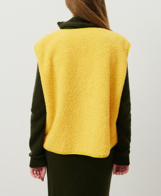 Gilet sans manches boutonné en laine d'agneau femme Doux, confortable et polyvalent, vue 10