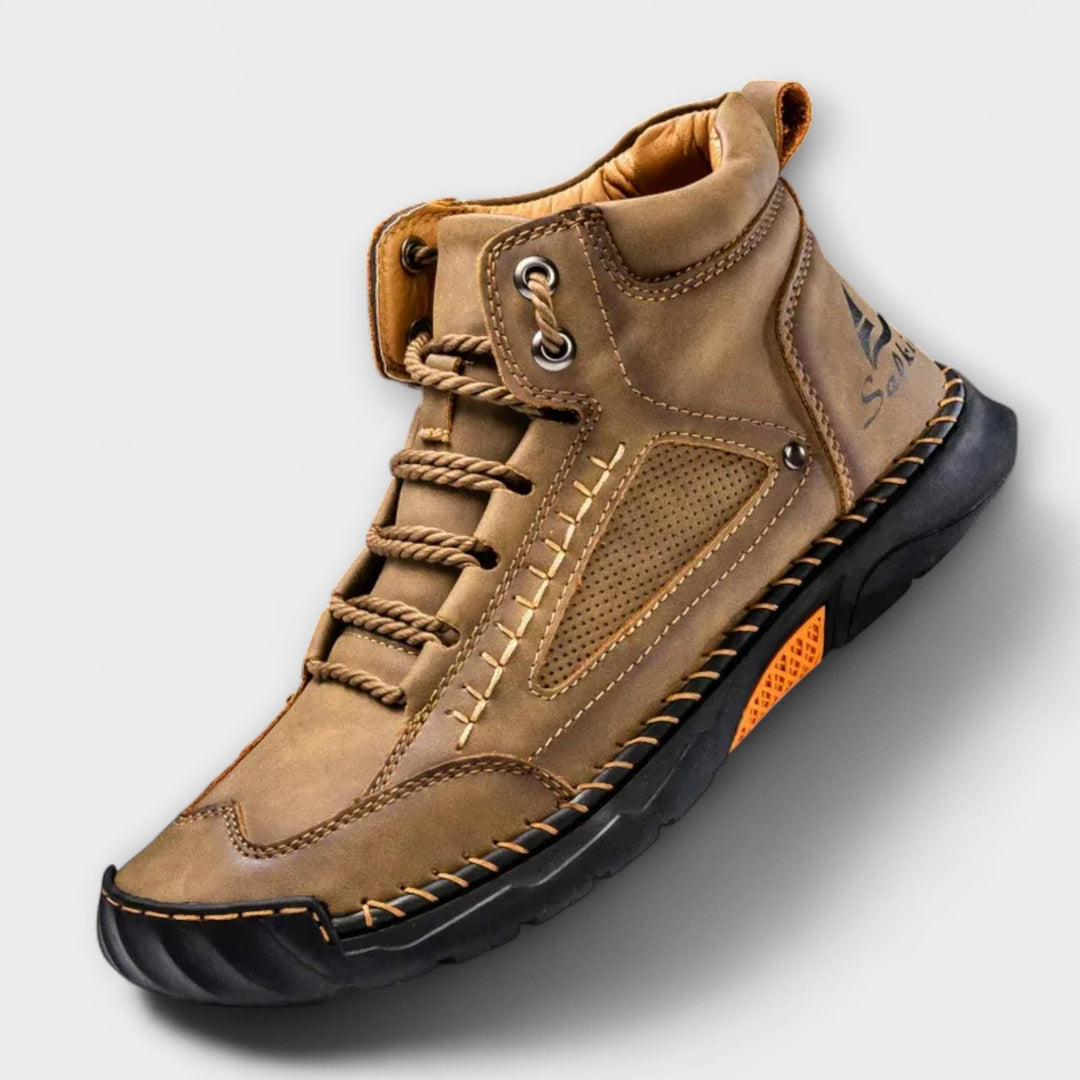 BOTTES EN CUIR ÉLÉGANTES