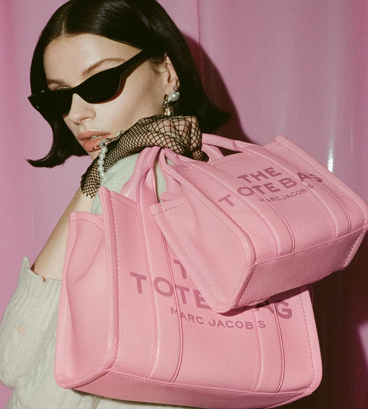 MARC JACOBS | The Leather Tote Bag