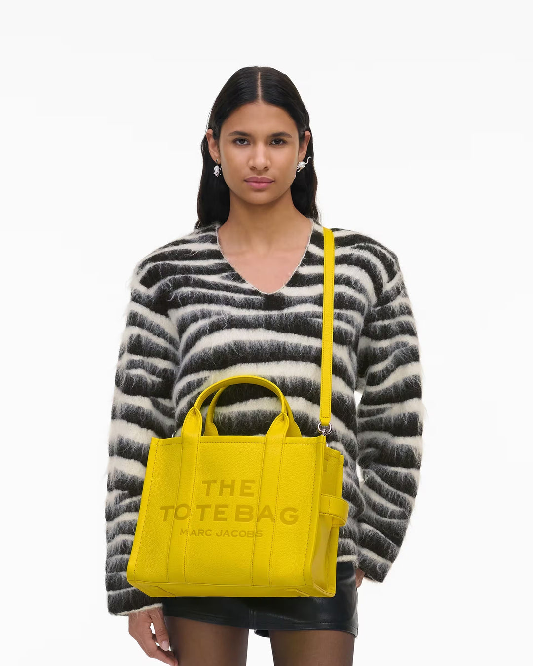 MARC JACOBS | The Leather Tote Bag