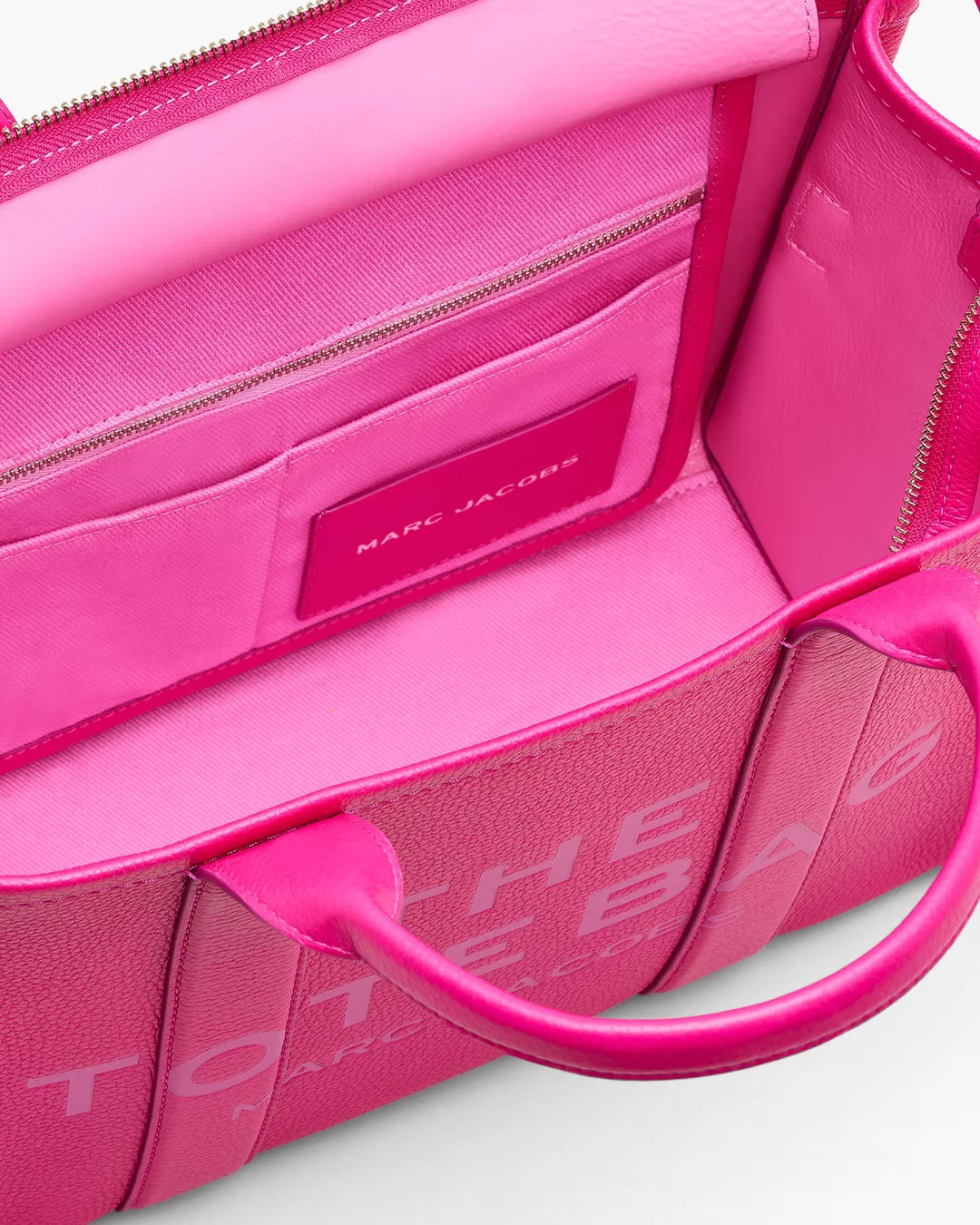 MARC JACOBS | The Leather Tote Bag