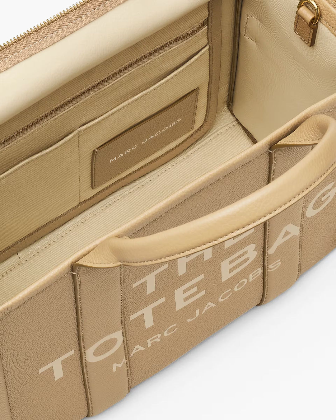 MARC JACOBS | The Leather Tote Bag