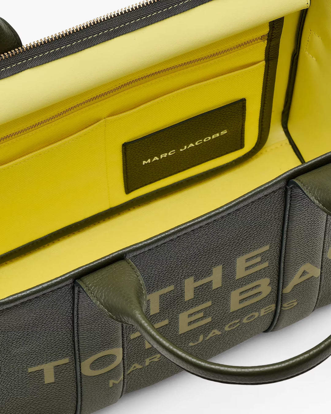 MARC JACOBS | The Leather Tote Bag