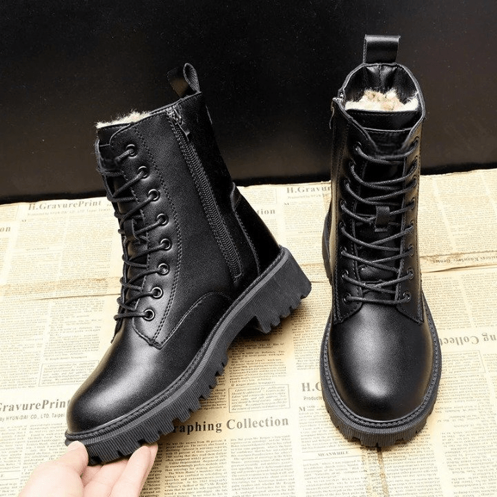 Lola Bottes d’Hiver Femme Noires, Antidérapantes, Chaudes & au Design Britannique Élégant, vue 4