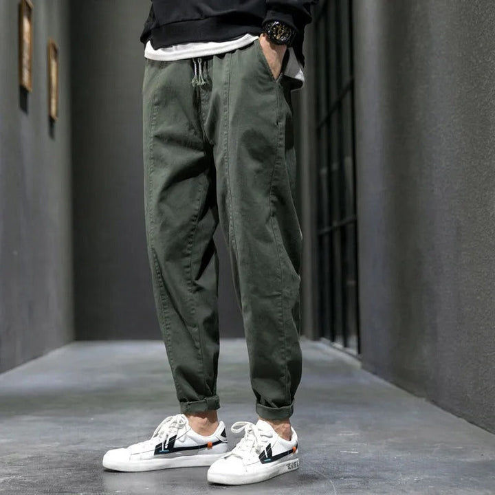 POUR LES PANTALONS DE JOGGING FUSELÉS