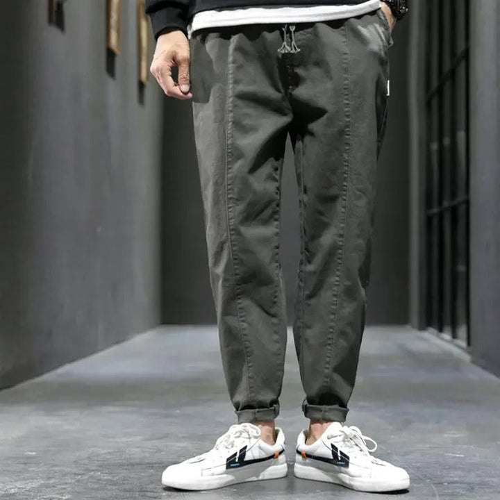 POUR LES PANTALONS DE JOGGING FUSELÉS