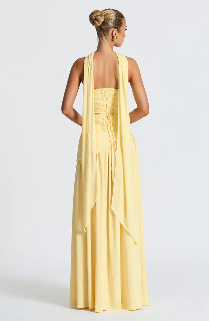 Robe Élégante Claire