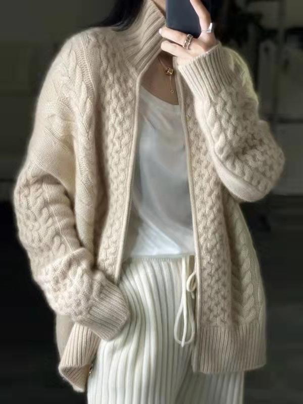 Adeline Gilet Zippé Femme à Col Roulé Maille Torsadée Chaude avec Coupe aux Hanches pour l’Automne/Hiver, vue 3