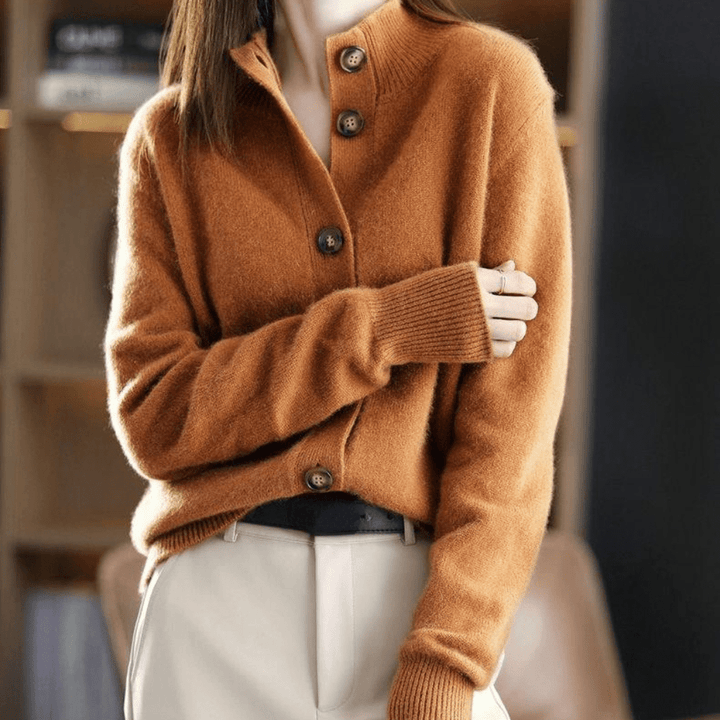 Marcy Cardigan Femme Maille Douce avec Col, Boutonnage Élégant & Coupe Confortable, vue 3